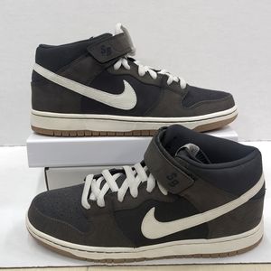 New Nike Dunk Mid Pro SB 314383-010 size 9